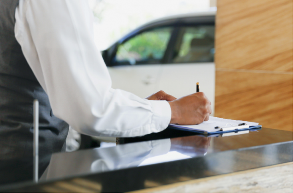 Como a terceirização de portaria auxilia na segurança e eficiência dos condomínios, PVG